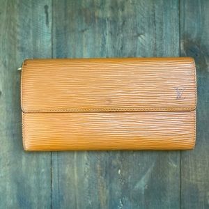 VTG Louis Vuitton Brown Epi Wallet